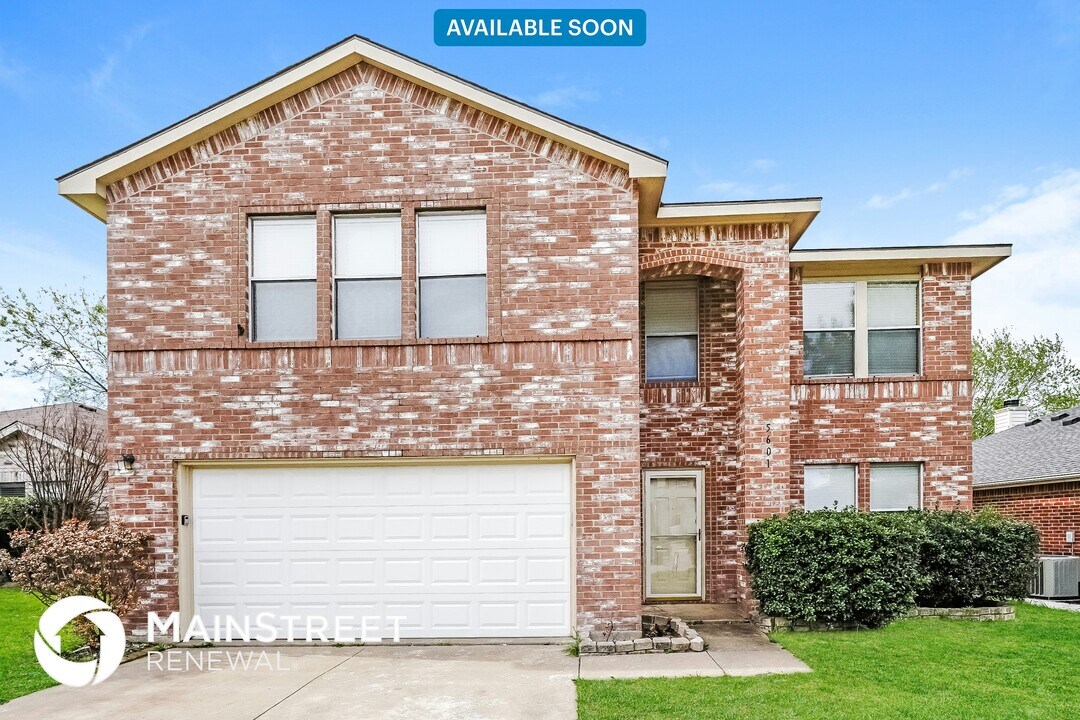 5601 Ainsdale Dr in Fort Worth, TX - Building Photo