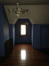 105 E Fayette St in Uniontown, PA - Foto de edificio - Building Photo