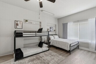 314 W Cevallos in San Antonio, TX - Foto de edificio - Building Photo