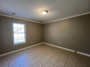 933 Woodburne Pl in Southaven, MS - Building Photo - Building Photo