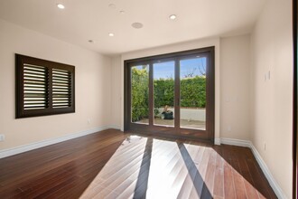 405 14th St in Huntington Beach, CA - Building Photo - Building Photo