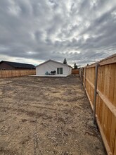 16650 Grey Pne St in La Pine, OR - Building Photo - Building Photo