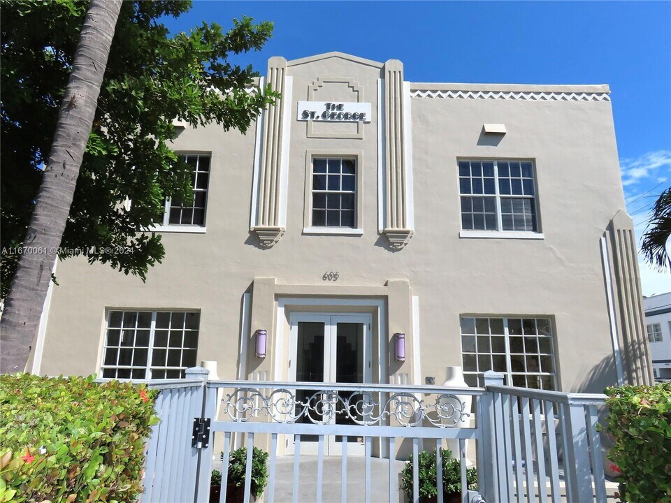 605 Euclid Ave in Miami Beach, FL - Building Photo