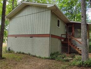 242 Swain Dr in Clarkesville, GA - Building Photo - Building Photo
