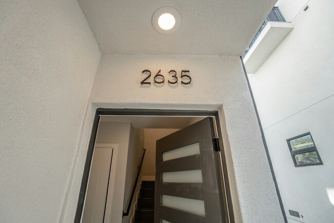 2631 S La Salle Ave in Los Angeles, CA - Building Photo - Building Photo