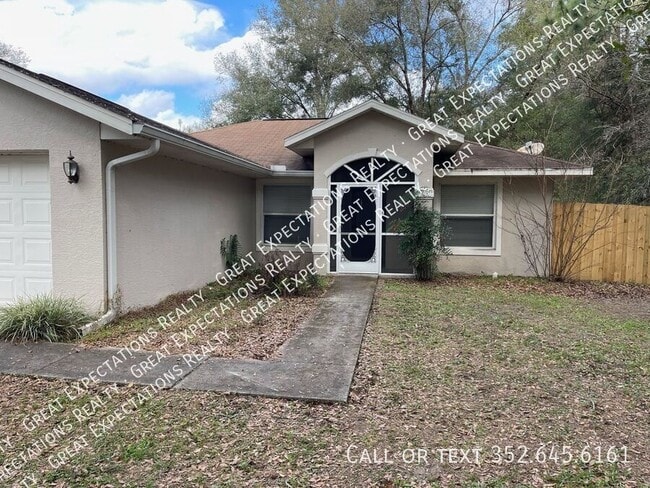 property at 6135 E Loring Ln