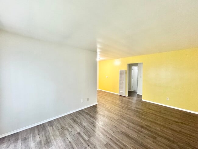 property at 131 1/2 Normandie Ave