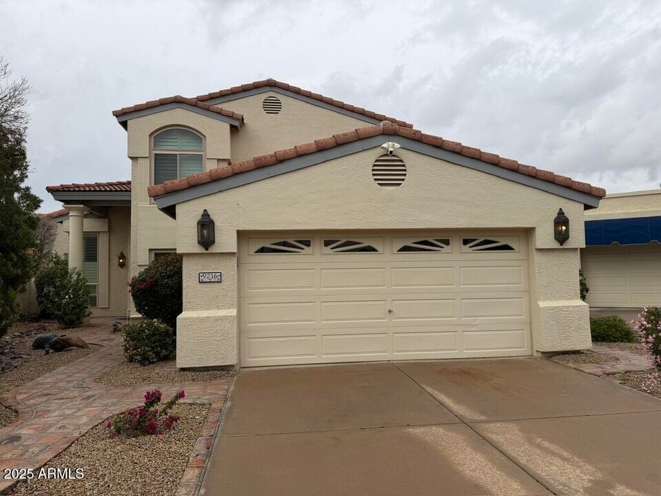 9216 S 47th Pl in Phoenix, AZ - Building Photo