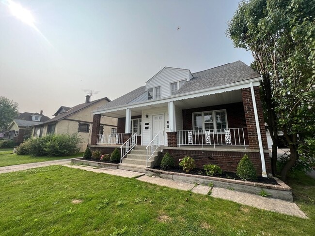 19277 Dorothy Ave in Rocky River, OH - Building Photo - Building Photo