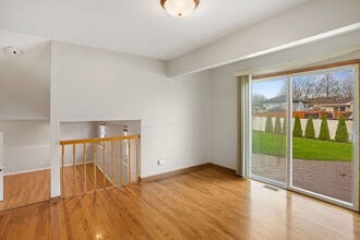 2614 La Brecque Dr in Plainfield, IL - Building Photo - Building Photo