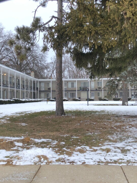 17175 Redford St in Detroit, MI - Building Photo
