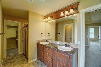 7904 SW Powell Ct in Lawton, OK - Building Photo - Building Photo