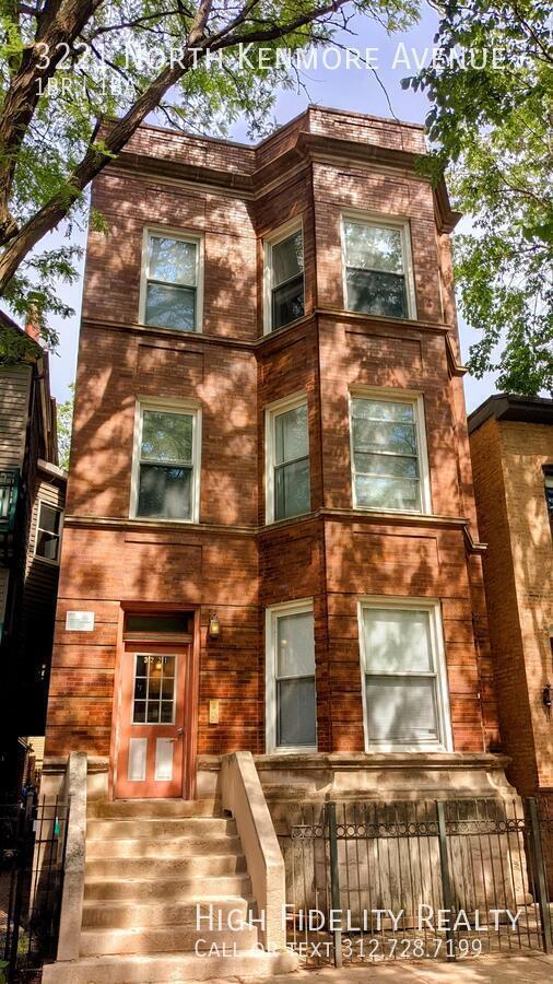 property at 3221 N Kenmore Ave