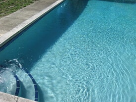 1245 19th Ave N in Lake Worth Beach, FL - Building Photo