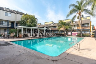 Highlander Park in Riverside, CA - Building Photo