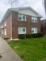 15238 Doctor M.L.K. Jr Dr in Dolton, IL - Building Photo