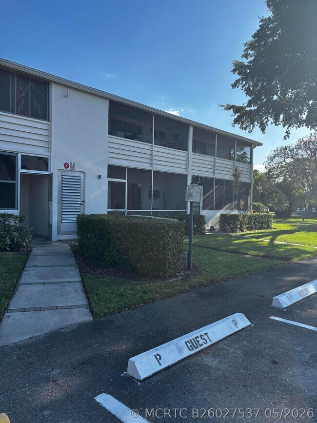 property at 284 Windsor M