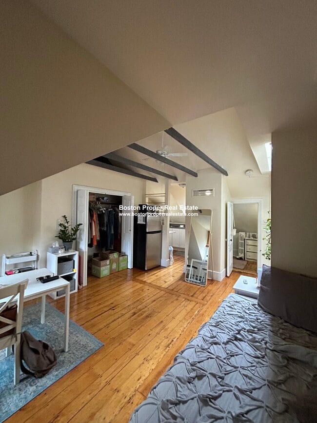 32 irving, Unit 4 in Boston, MA - Building Photo - Building Photo