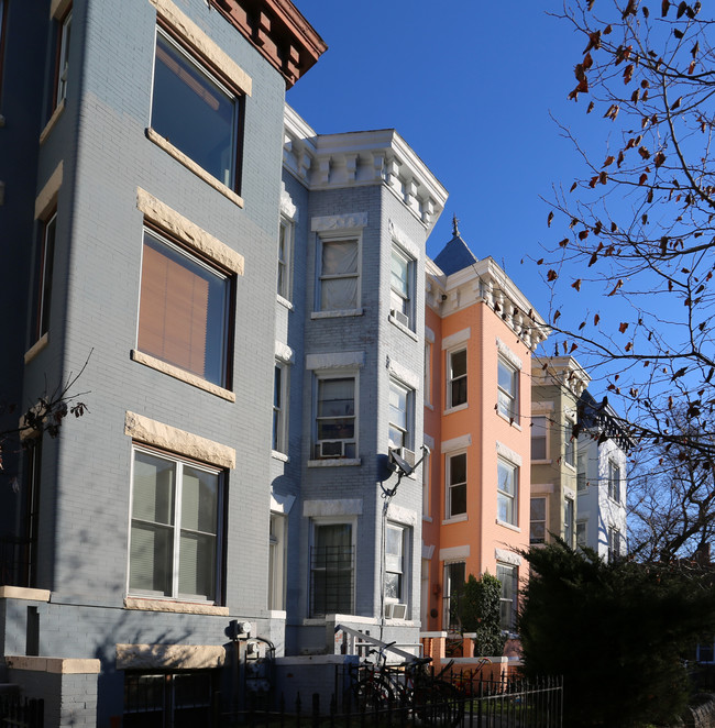 1807 Newton St NW in Washington, DC - Building Photo - Building Photo