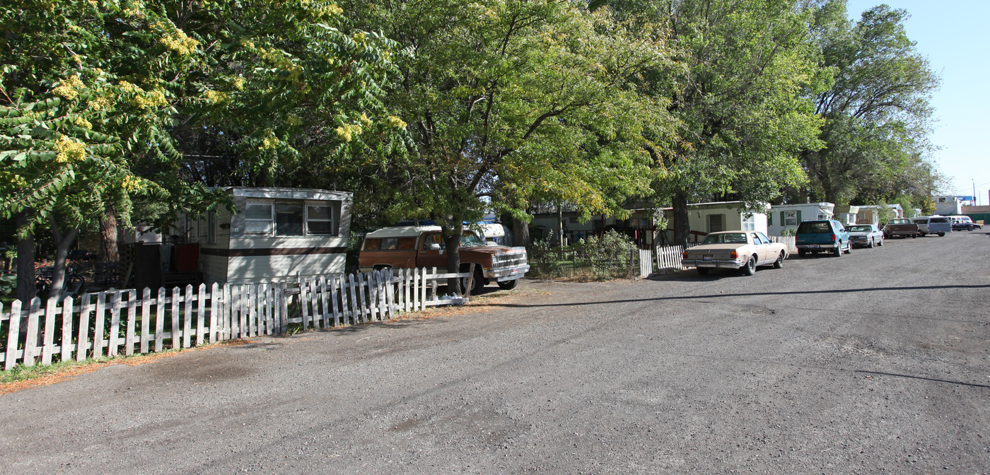 148 Locust St in Twin Falls, ID - Foto de edificio