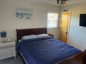 506 32nd Ave S in Atlantic Beach, SC - Building Photo - Building Photo