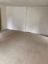 1018 Aldrich St S in Aberdeen, SD - Building Photo