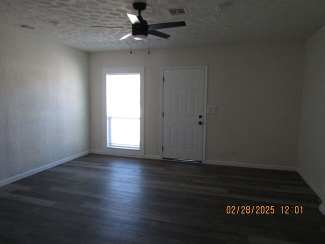 210 SW Summit Ave in Lawton, OK - Building Photo - Building Photo