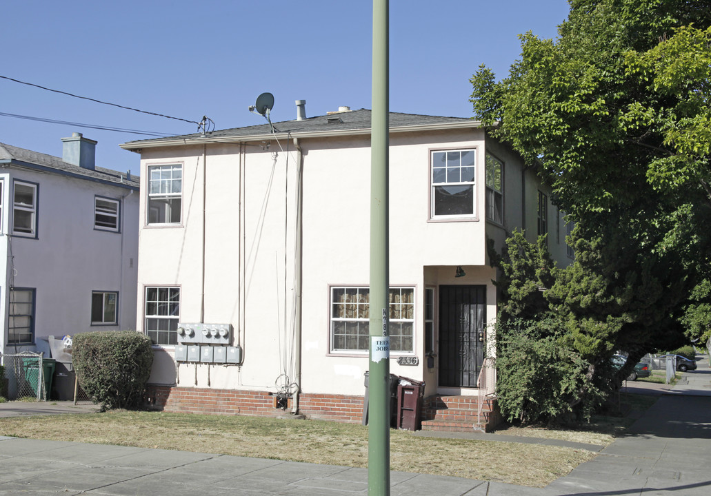 2336 98th Ave in Oakland, CA - Building Photo