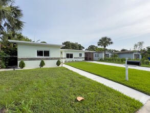 1100 SW 20th St in Fort Lauderdale, FL - Building Photo - Building Photo