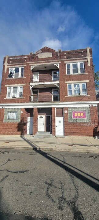 760 Hallett St in Bridgeport, CT - Building Photo