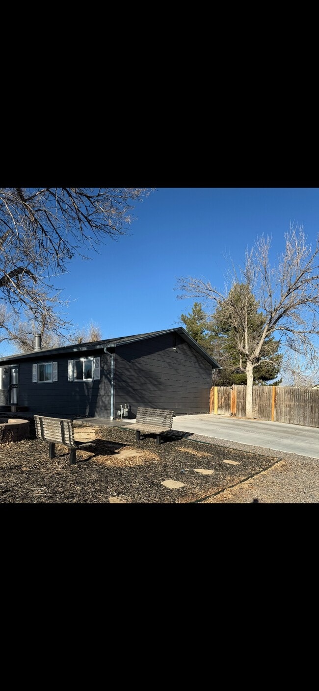 property at 11175 Dexter Dr