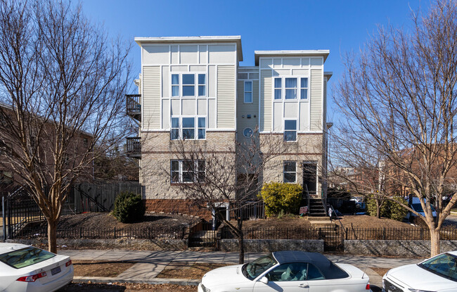 1377 K St SE in Washington, DC - Building Photo - Building Photo