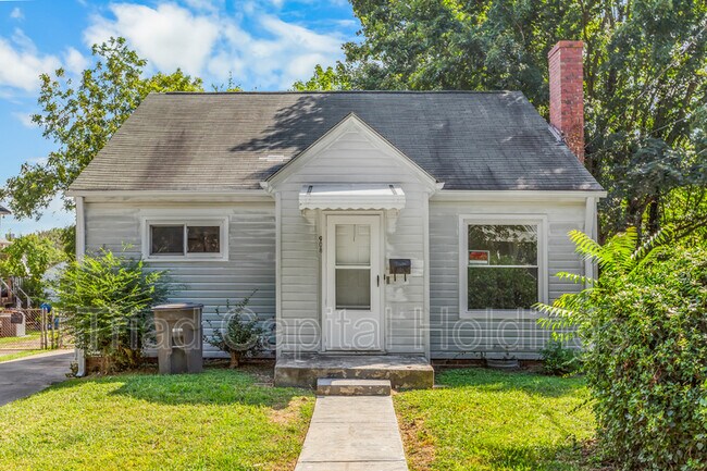 property at 908 Roosevelt St