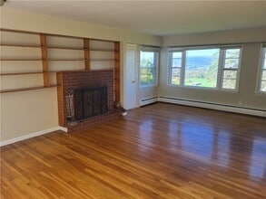 1187 Ridge Rd in Horseheads, NY - Foto de edificio - Building Photo