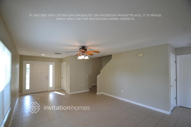 7004 49th Pl E in Palmetto, FL - Foto de edificio - Building Photo