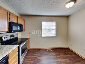 6617 Winbarr Way in Canal Winchester, OH - Foto de edificio - Building Photo