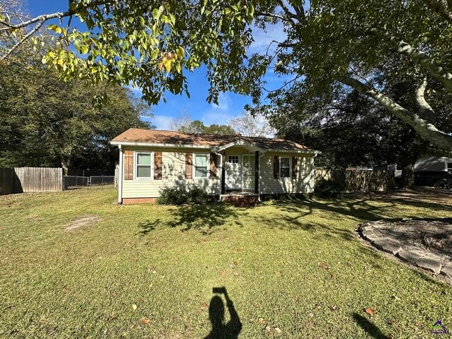 property at 609 Pine Ridge St