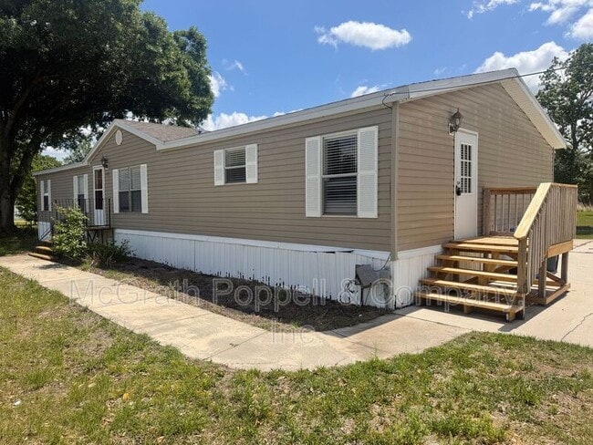 12703 Lovers Ln in Riverview, FL - Building Photo - Building Photo