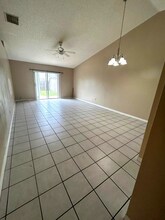 3112 Headdress Dr in Kissimmee, FL - Building Photo - Building Photo