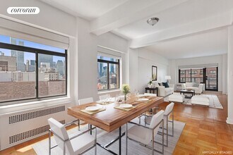 715 Park Ave in New York, NY - Building Photo - Building Photo