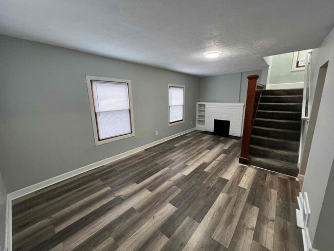 960 Lawton St in Akron, OH - Building Photo - Building Photo