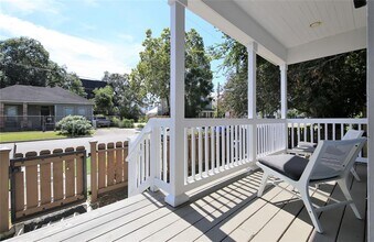 1204 Shearn St in Houston, TX - Building Photo - Building Photo