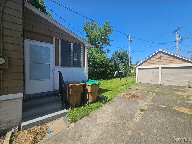 47 St James Rd in Cheektowaga, NY - Building Photo - Building Photo