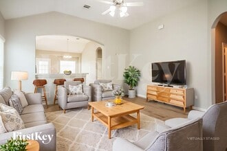 3811 Hunters Trail in Baytown, TX - Building Photo - Building Photo