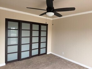 410 Buckeye Terrace in Redding, CA - Building Photo - Building Photo
