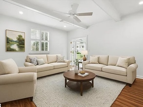 925 Cleveland St, Unit 19 in Greenville, SC - Foto de edificio - Building Photo