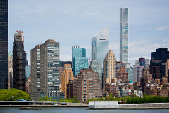 100 United Nations Plaza in New York, NY - Building Photo - Building Photo