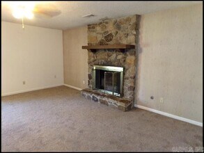 711 Briar Ridge Ct in Jacksonville, AR - Building Photo - Building Photo