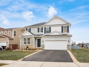 7351 Serenoa Dr in Reynoldsburg, OH - Building Photo - Building Photo