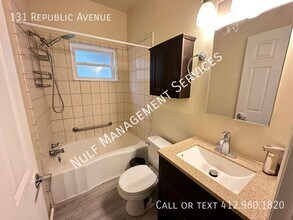 131 Republic Ave in Indianola, PA - Building Photo - Building Photo